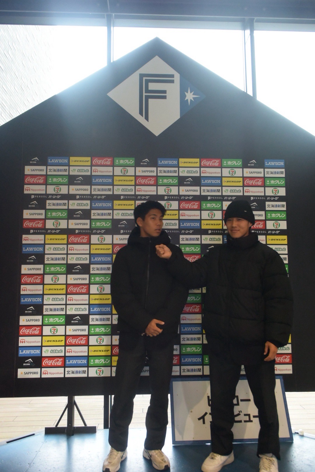 53B0CDDE-5B1B-49E1-884C-C0F925BFB1F0