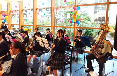 【吹奏楽部】第２回鳴門病院まつりに出演しました2