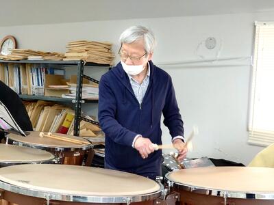 【吹奏楽部】OBが来校されました1