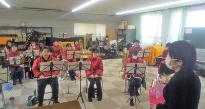 【吹奏楽部】感謝のコンサートを開催しました