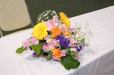 華道部　卒業式の装花を担当しました3