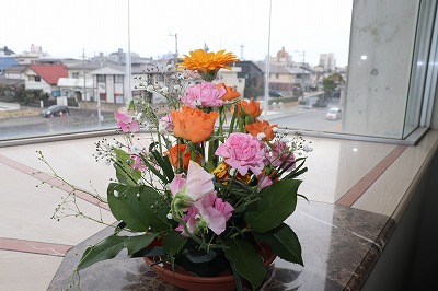 華道部　卒業式の装花を担当しました6